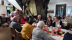 Frauen der Rheumaliga Ibbenbüren im Heimathaus zu Gast 