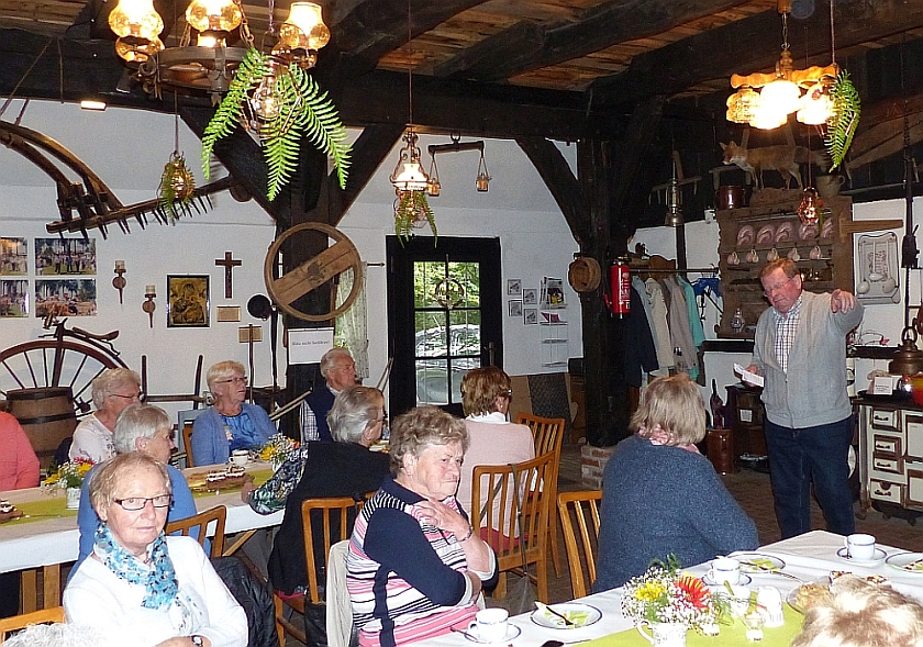 Seniorengruppe aus Bad Laer im Heimathaus