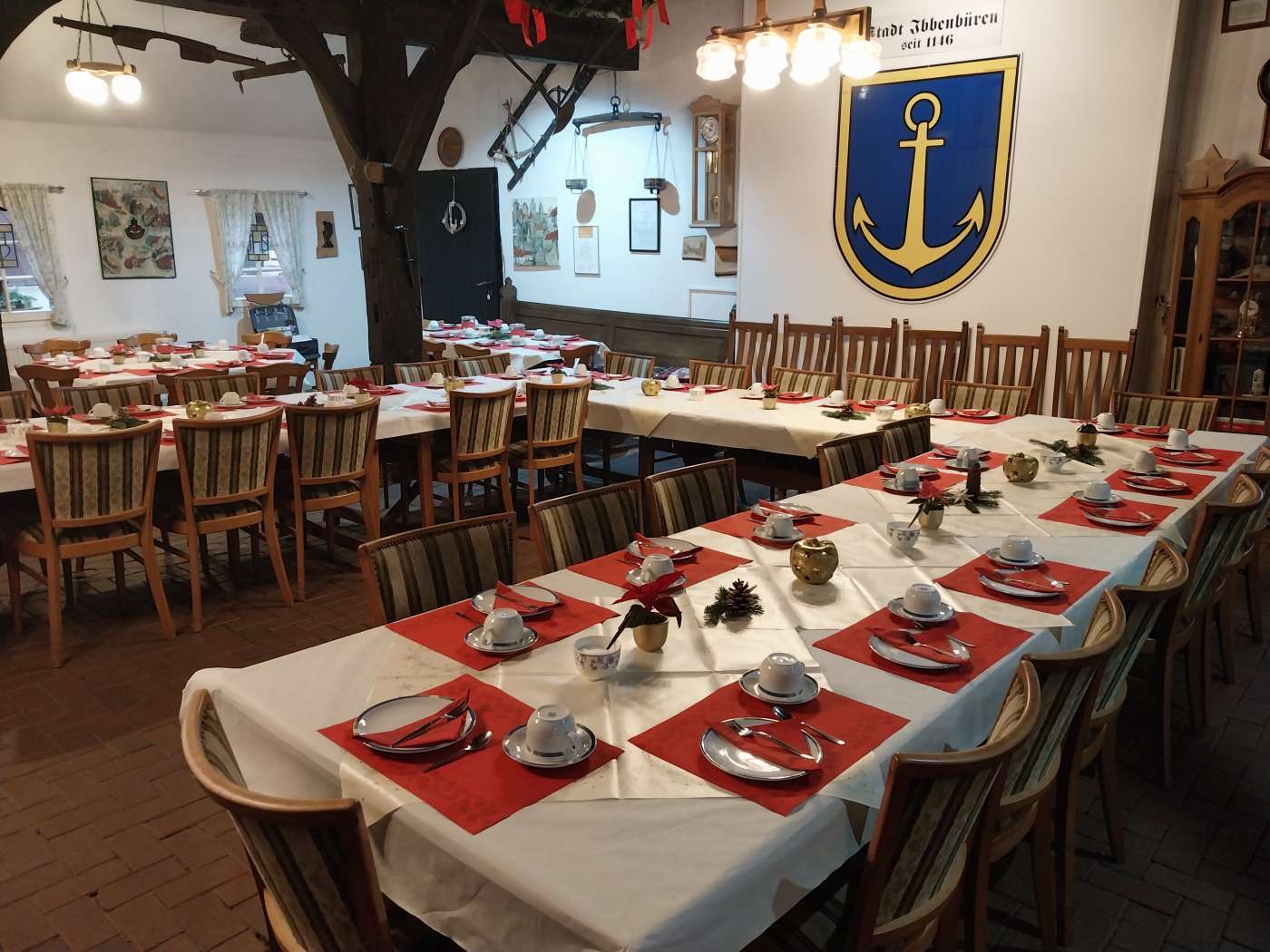 Tischdekoration Weihnachtsfeier
